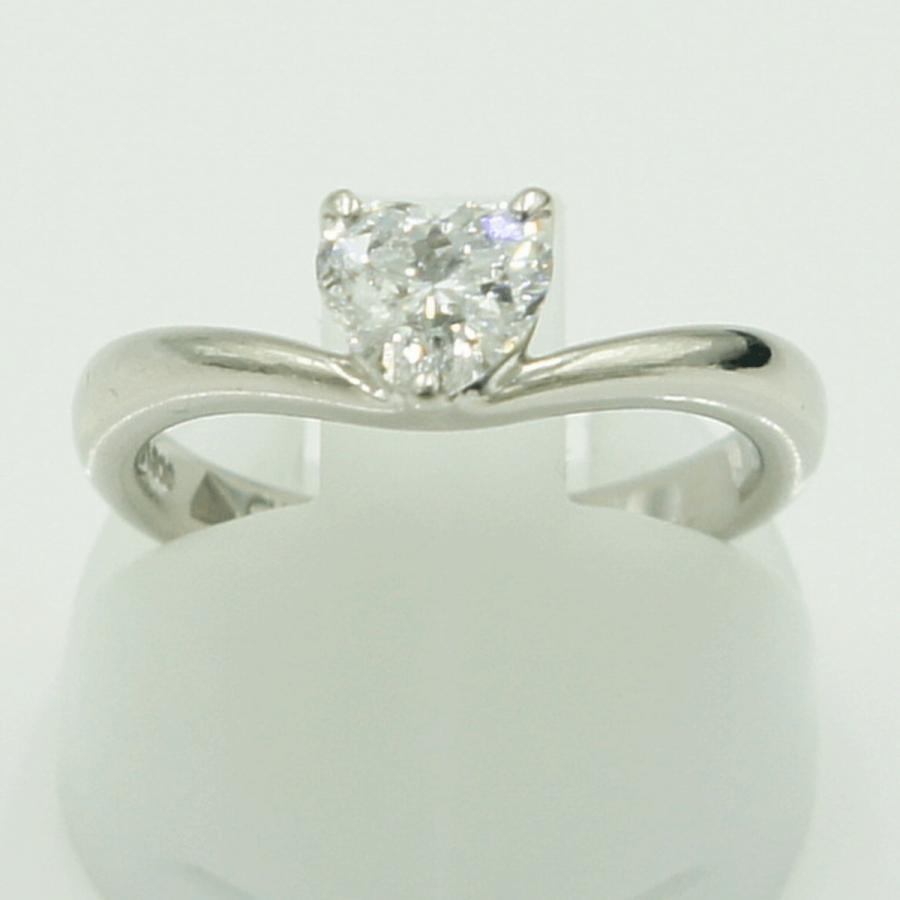 Pt900ハートダイヤモンドリング　D0.630ct　リングサイズ8号　重量4.98ｇ(石の重量含む)（中古）