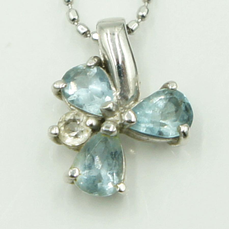 エル(ELLE)　K18WGアクアマリンネックレス　「フラワー」　ネックレス長さ 約39cm　重量2.49ｇ(石の重量含む)　レディース（中古）