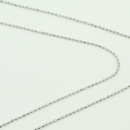 エル(ELLE)　K18WGアクアマリンネックレス　「フラワー」　ネックレス長さ 約39cm　重量2.49ｇ(石の重量含む)　レディース（中古）