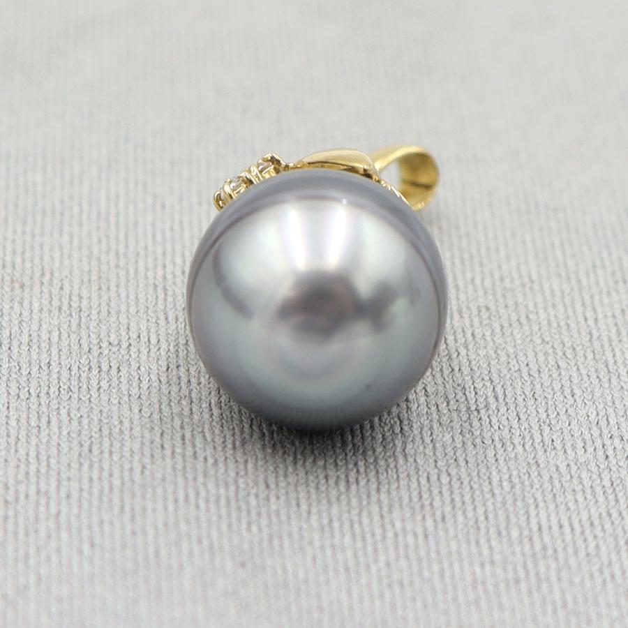 K18黒蝶パールペンダントトップ　P12mm　重量4.29ｇ(石の重量含む)　(中古)