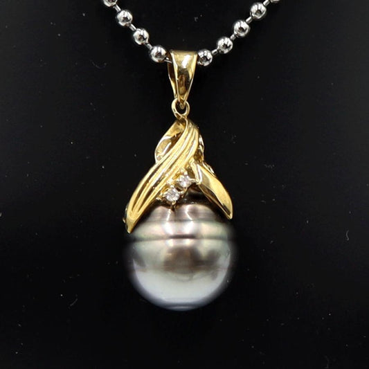 K18黒蝶パールペンダントトップ　P12mm　重量4.29ｇ(石の重量含む)　(中古)