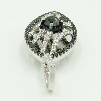 K18WGブラックダイヤモンドペンダントトップ　BD0.82ct　D0.40ct　重量4.06ｇ(石の重量含む)（中古）