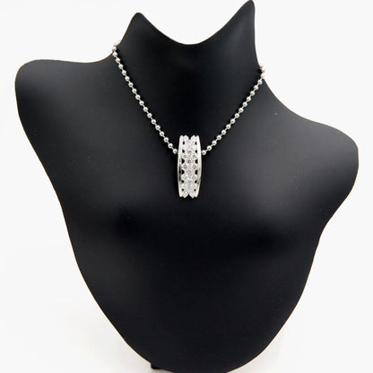 Pt900ダイヤモンドペンダントトップ　D1.00ct　重量2.54ｇ(石の重量含む)（中古）