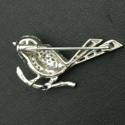 K18オニキスダイヤブローチ　D0.46　R0.01「鳥 バード」　重量5.59ｇ(石の重量込み）（中古）