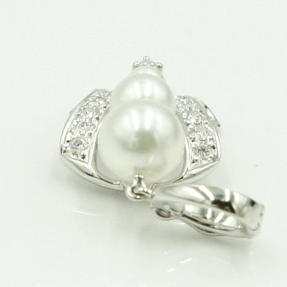 ミキモト(MIKIMOTO)K18パールダイヤモンドペンダントトップ　重量3.91ｇ(石の重量含む)　レディース（中古）