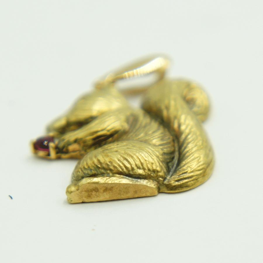 K18ルビーペンダントトップ　「リス」　重量3.03ｇ(石の重量込み）（中古）