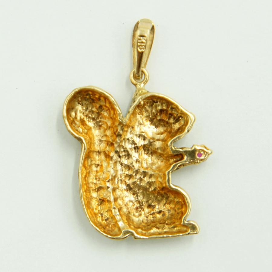 K18ルビーペンダントトップ　「リス」　重量3.03ｇ(石の重量込み）（中古）