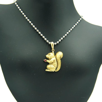 K18ルビーペンダントトップ　「リス」　重量3.03ｇ(石の重量込み）（中古）