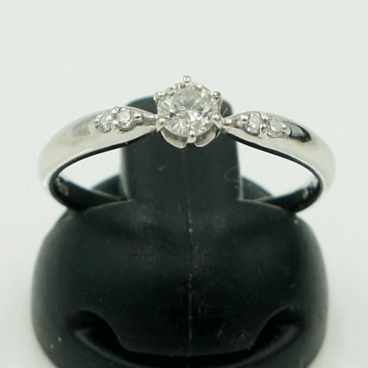 Pt950ダイヤモンドリング　D0.25ct　リングサイズ13号　重量2.32ｇ(石の重量含む)（中古）