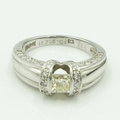 Pt900ダイヤモンドリング　D0.55ct　D0.46ct　リングサイズ12号　重量8.30ｇ(石の重量含む)（中古）