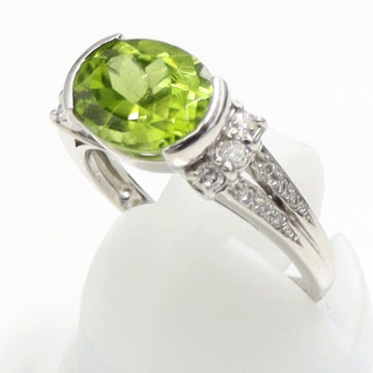 Pt900ペリドットダイヤモンドリング　PD3.20ct　D0.22ct　リングサイズ14号　重量5.74ｇ(石の重量含む)　レディース（中古）