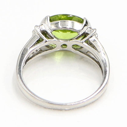 Pt900ペリドットダイヤモンドリング　PD3.20ct　D0.22ct　リングサイズ14号　重量5.74ｇ(石の重量含む)　レディース（中古）