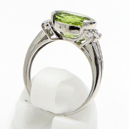 Pt900ペリドットダイヤモンドリング　PD3.20ct　D0.22ct　リングサイズ14号　重量5.74ｇ(石の重量含む)　レディース（中古）