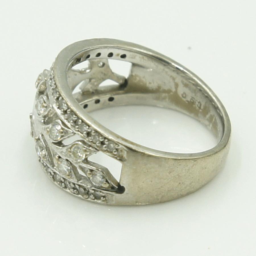 K18WGダイヤモンドリング　「リーフ」　D0.50ct　リングサイズ12号　重量6.37ｇ(石の重量含む) （中古）