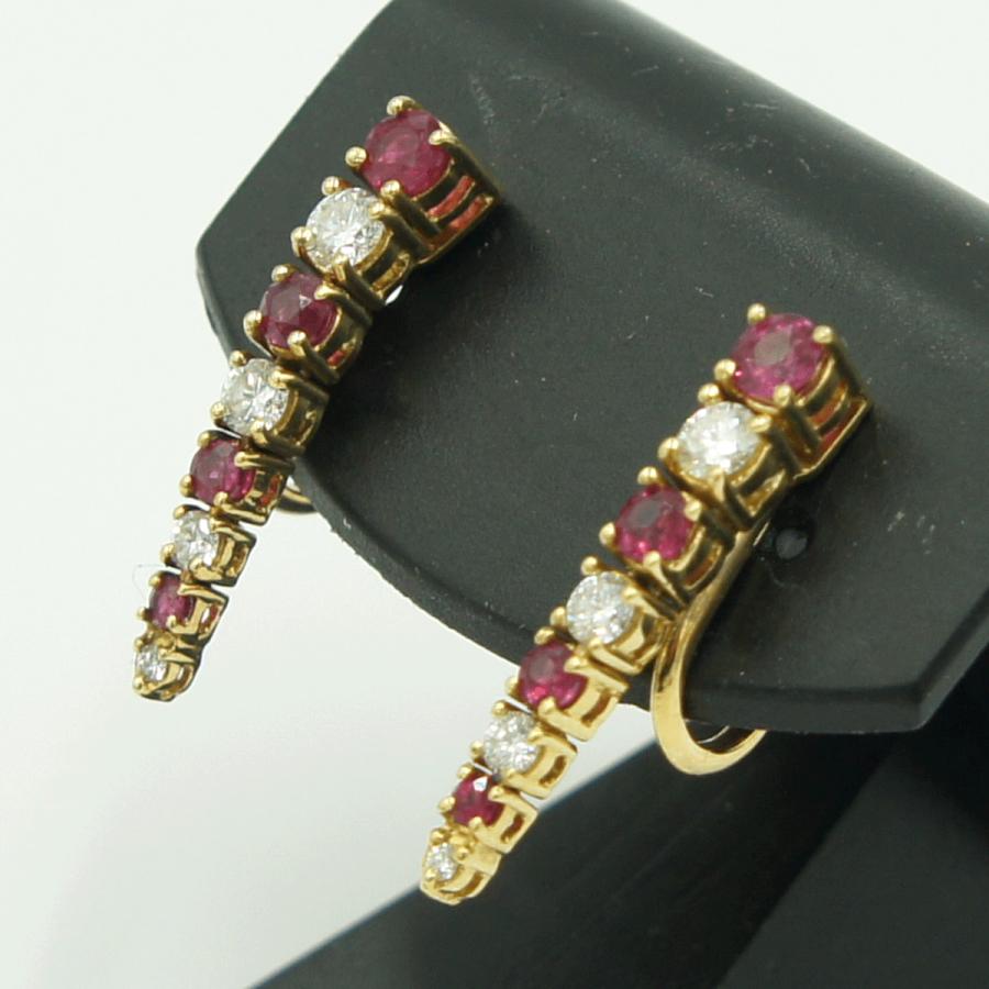 ミキモト(MIKIMOTO)K18ルビーダイヤモンドイヤリング　重量4.42ｇ(石の重量含む)　レディース（中古）