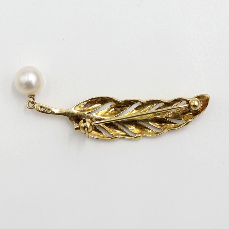 ミキモト(MIKIMOTO)K18パールブローチ「フェザー」　パール7mm　重量4.80ｇ(石の重量含む) レディース（中古）