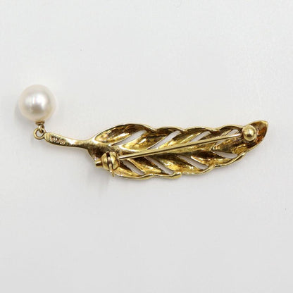 ミキモト(MIKIMOTO)K18パールブローチ「フェザー」　パール7mm　重量4.80ｇ(石の重量含む) レディース（中古）