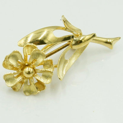 750ブローチ　重量3.48ｇ　回転ピン　フラワー　レディース（中古）