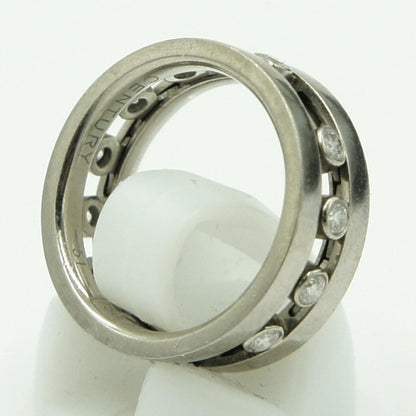 センチュリー(CENTURY)　750ダイヤモンドリング　リングサイズ10号　重量7.62ｇ(石の重量含む)　レディース（中古）