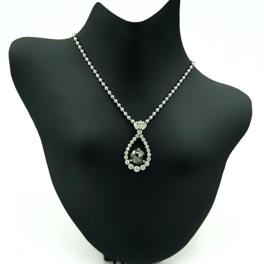 K18WGブラックダイヤペンダントトップ　BD1.74ct　D0.34ct　重量3.57ｇ(石の重量含む)（中古）