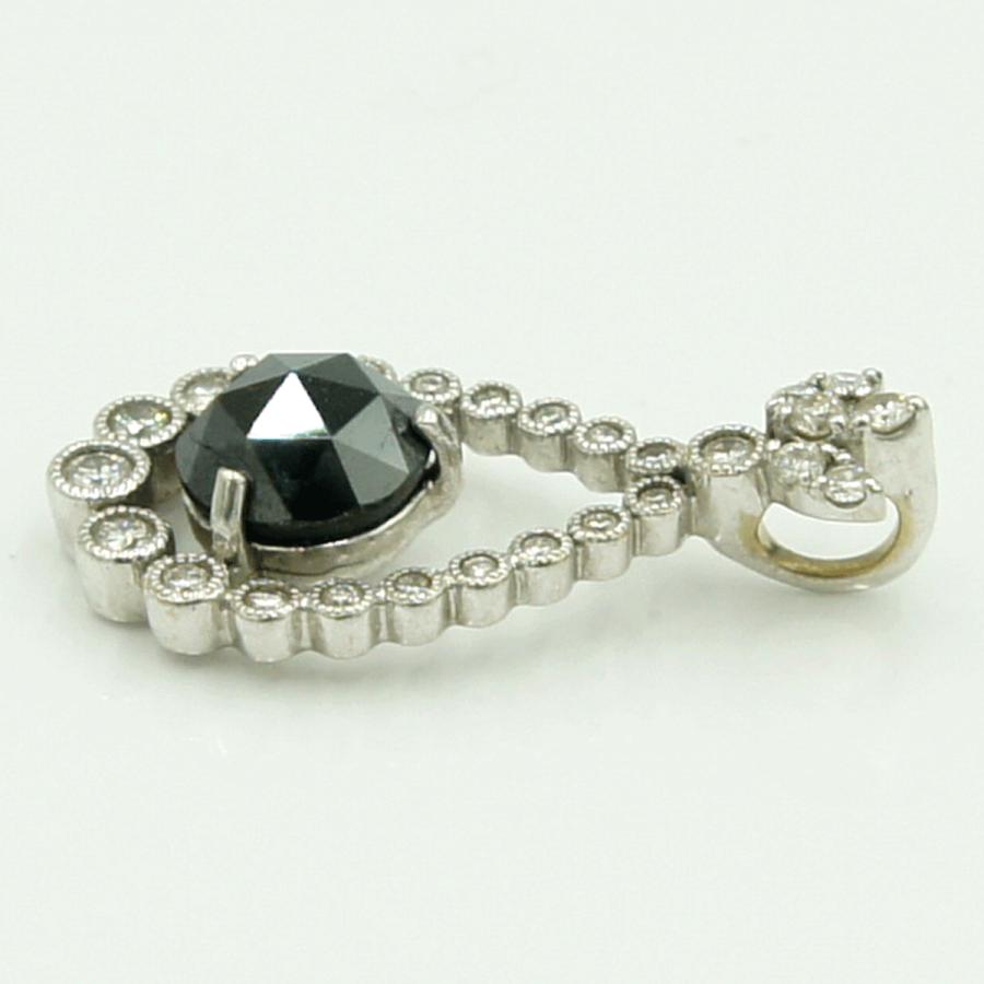 K18WGブラックダイヤペンダントトップ　BD1.74ct　D0.34ct　重量3.57ｇ(石の重量含む)（中古）