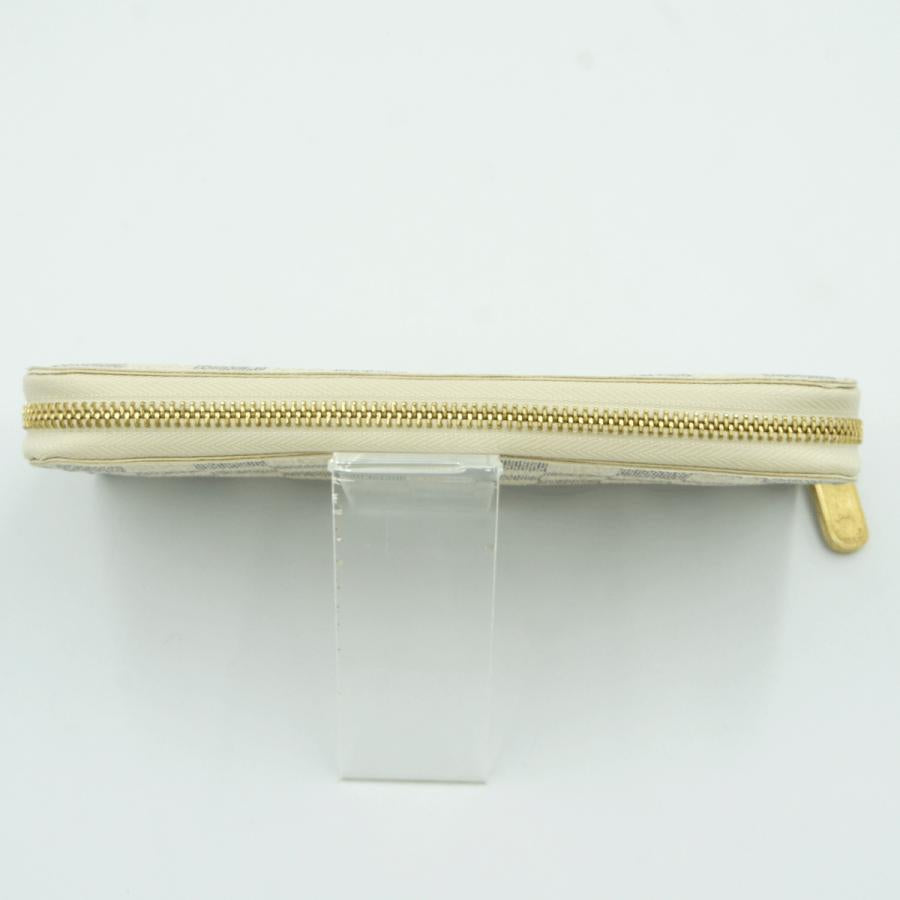 ルイヴィトン（LOUIS VUITTON）ダミエ アズール　ジッピーウォレット　N60019　長財布　レディース（中古）