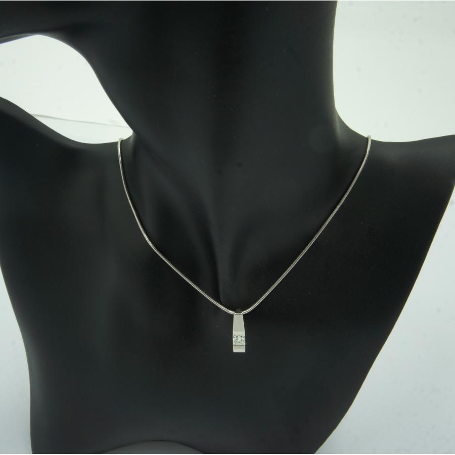 ブシュロン（BOUCHERON）750スクエアダイヤモンドネックレス　重量8.46g　レディース（中古）