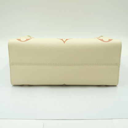 ルイヴィトン（LOUIS VUITTON）オンザゴーMM　M21575　ハンドバッグ・ショルダーバッグ・トートバッグ　レディース（中古・美品）