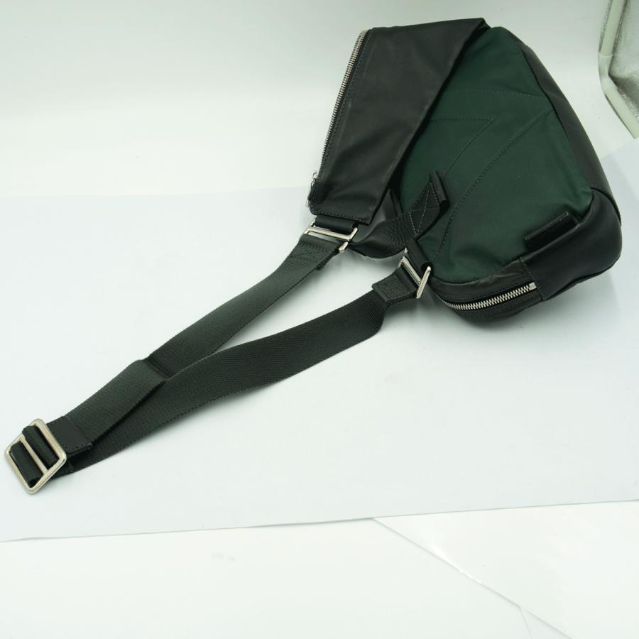 ルイヴィトン（LOUIS VUITTON）Vライン　ファスト　クロス　ボディバッグ　M50445　ショルダーバッグ　メンズ（中古）