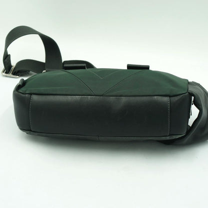 ルイヴィトン（LOUIS VUITTON）Vライン　ファスト　クロス　ボディバッグ　M50445　ショルダーバッグ　メンズ（中古）