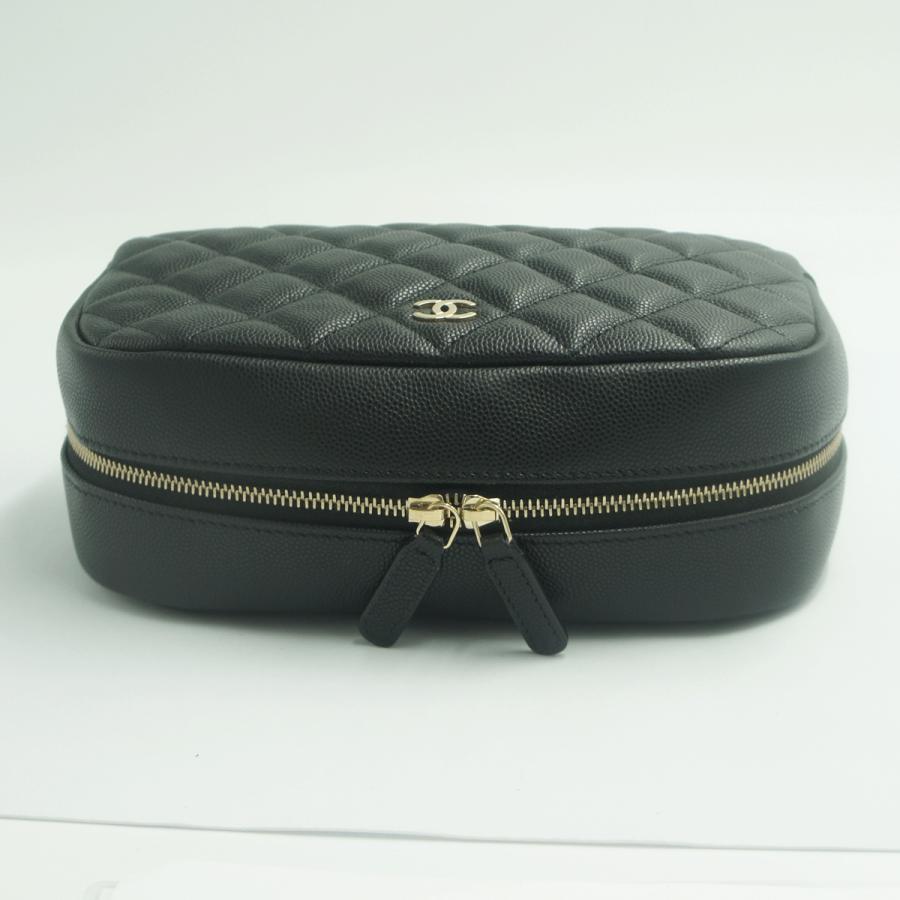 シャネル（CHANEL）トラベルコスメポーチ　A80910　2023年秋冬新作　レディース　ポーチ　ブラック　レディース　（中古・美品）