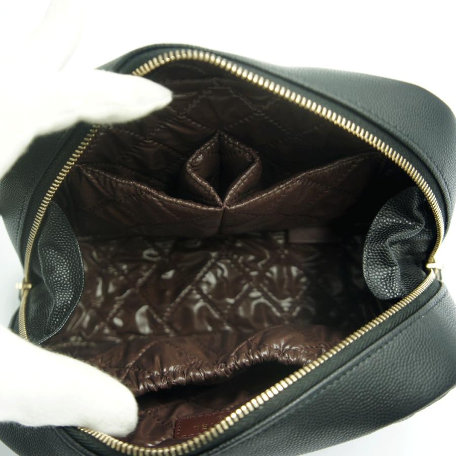 シャネル（CHANEL）トラベルコスメポーチ　A80910　2023年秋冬新作　レディース　ポーチ　ブラック　レディース　（中古・美品）