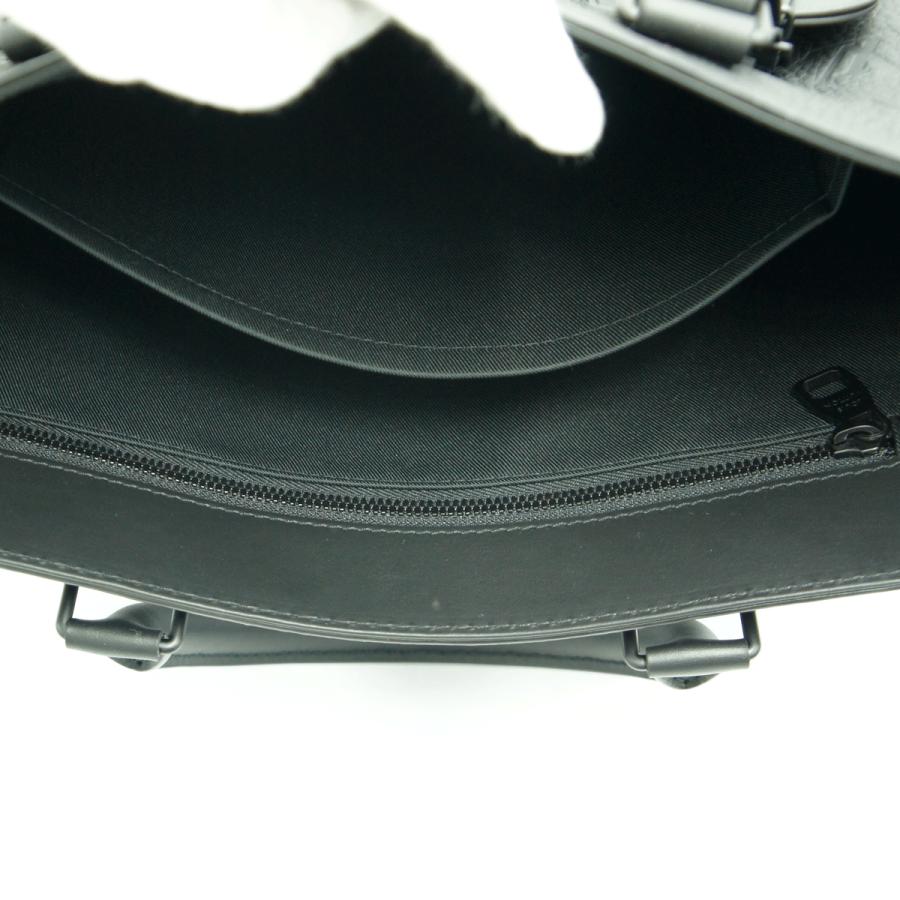 ルイヴィトン（LOUIS VUITTON）トリヨン・モノグラム　サックプラ・クロス　M21884　ハンドバッグ　ショルダーバッグ　トートバッグ　メンズ（中古・美品）