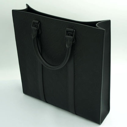 ルイヴィトン（LOUIS VUITTON）トリヨン・モノグラム　サックプラ・クロス　M21884　ハンドバッグ　ショルダーバッグ　トートバッグ　メンズ（中古・美品）