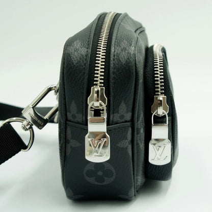 ルイヴィトン（LOUIS VUITTON）タイガラマ　アウトドア・ポシェット　M30755　ショルダーバッグ　メンズ　（中古）