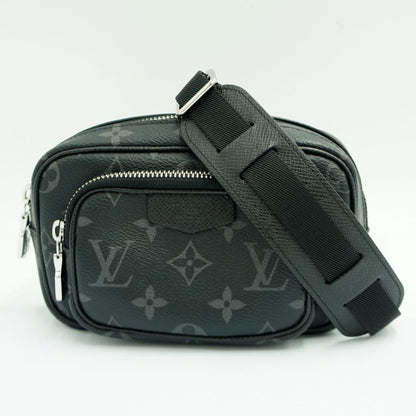 ルイヴィトン（LOUIS VUITTON）タイガラマ　アウトドア・ポシェット　M30755　ショルダーバッグ　メンズ　（中古）