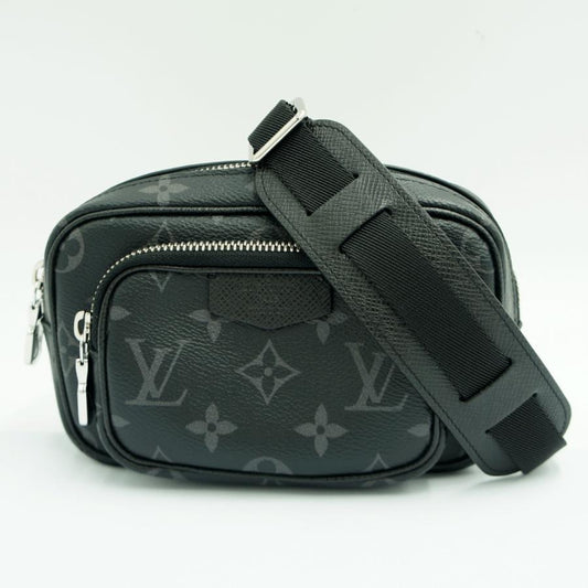 ルイヴィトン（LOUIS VUITTON）タイガラマ　アウトドア・ポシェット　M30755　ショルダーバッグ　メンズ　（中古）