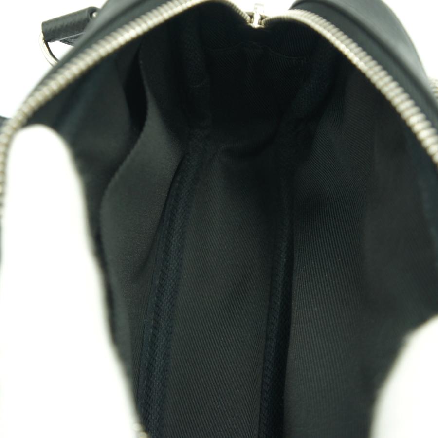 ルイヴィトン（LOUIS VUITTON）タイガラマ　アウトドア・ポシェット　M30755　ショルダーバッグ　メンズ　（中古）