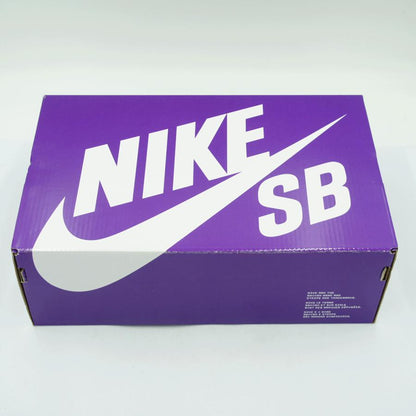 NIKE SB × Supreme　ナイキSB ダンク LOW OG QS　サイズ27cm　GOLD STARS　コラボ商品　スニーカー　靴　星　ホワイト/ブラック　メンズ（中古・未使用）