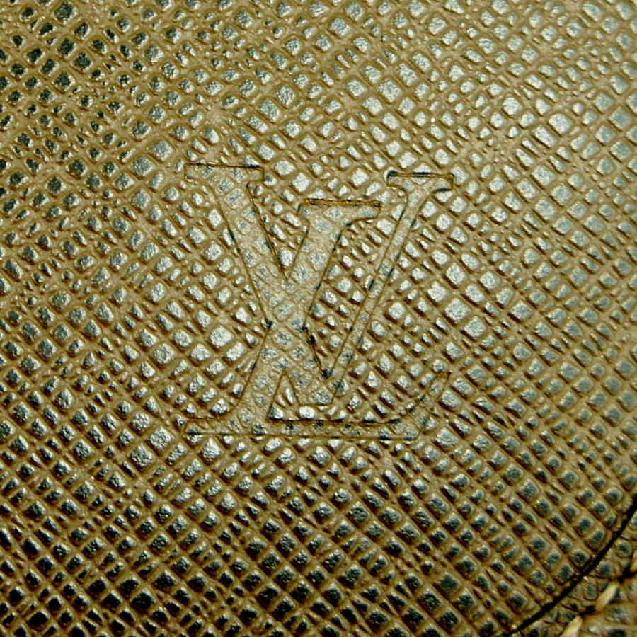 ルイヴィトン（LOUIS VUITTON）タイガ　アンドレイ　グリズリ　M32488　ショルダーバッグ　メッセンジャーバッグ　メンズ（中古）