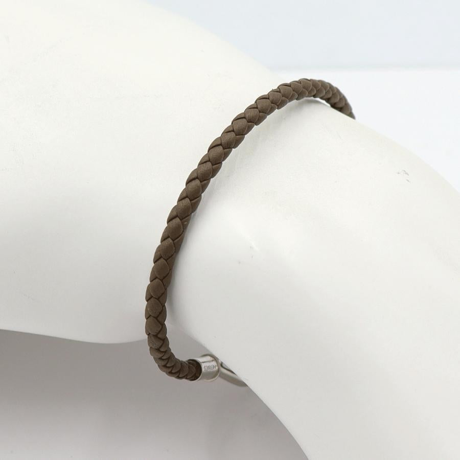 エルメス（HERMES）レザーブレスレット　腕回り17cm　カラー：グレイ　金具：シルバーカラー　レディース(中古)