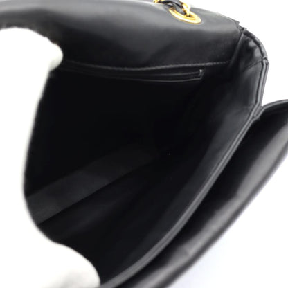 バリー(BALLY) キルティング チェーンショルダー　ショルダーバッグ　ブラック　レディース(中古)