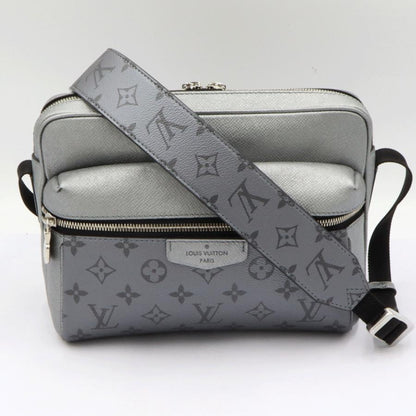 ルイヴィトン（LOUIS VUITTON)　アウトドアメッセンジャー　M30830　タイガラマ　W26cm・H20cm・D10.5cm　ショルダーバッグ　メンズ（中古）