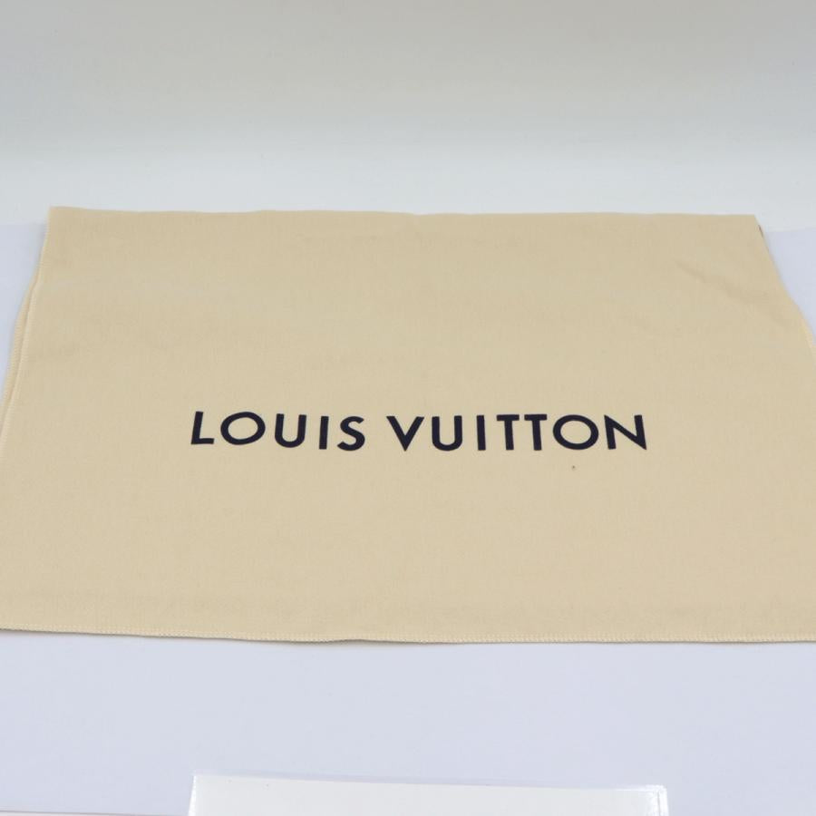 ルイヴィトン（LOUIS VUITTON)　アウトドアメッセンジャー　M30830　タイガラマ　W26cm・H20cm・D10.5cm　ショルダーバッグ　メンズ（中古）
