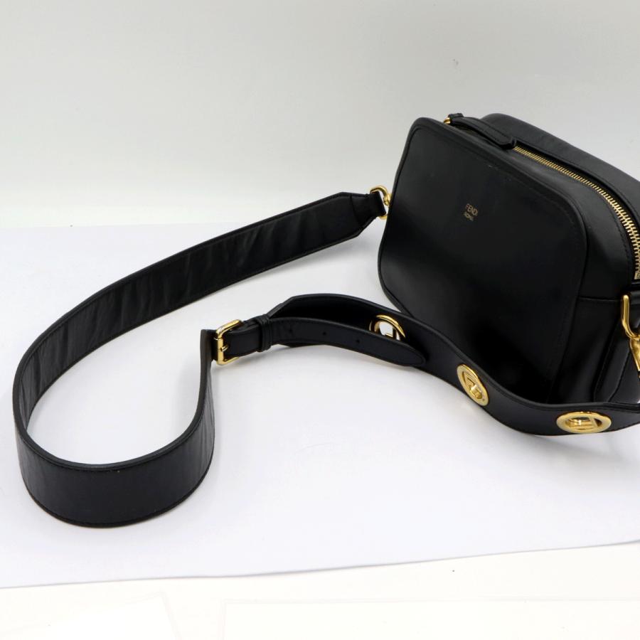 フェンディ（FENDI）キャム　 ショルダーバッグ　8BT287　レザー　ブラック　金具ゴールドカラー　レディース　（中古）