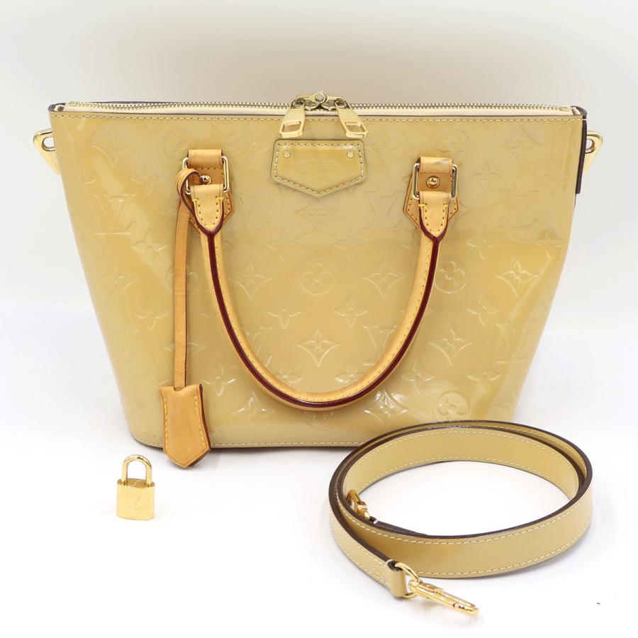 ルイヴィトン(LOUIS VUITTON)　モノグラム　モンテベロPM　M90167　サイズW23cm・H21cm・D12cm　ショルダーバッグ　ハンドバッグ　レディース（中古）
