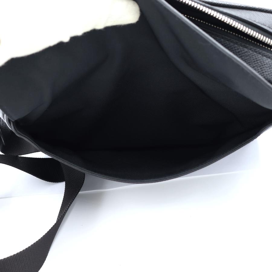 ルイヴィトン（LOUIS VUITTON）タイガ　アレックス メッセンジャー　M30260　ショルダーバッグ　斜め掛け　メンズ（中古）