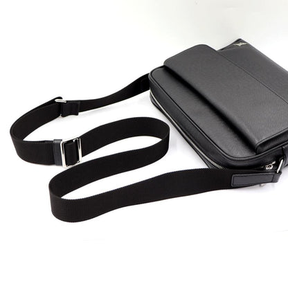 ルイヴィトン（LOUIS VUITTON）タイガ　アレックス メッセンジャー　M30260　ショルダーバッグ　斜め掛け　メンズ（中古）