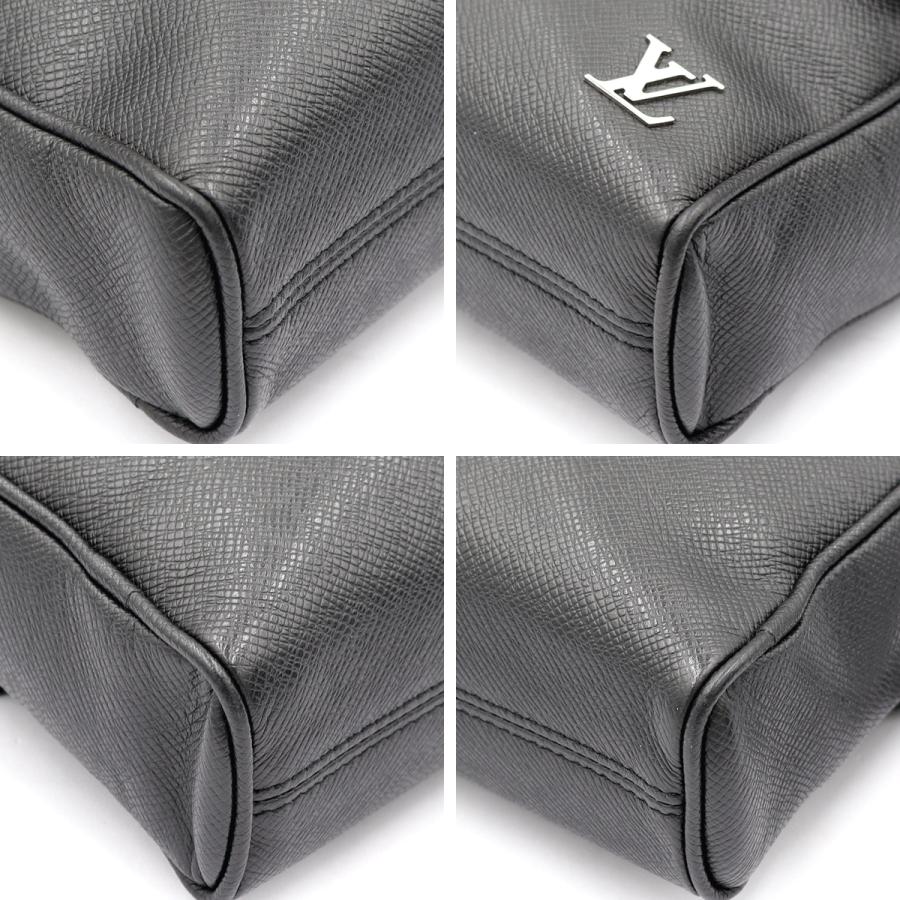 ルイヴィトン（LOUIS VUITTON）タイガ　アレックス メッセンジャー　M30260　ショルダーバッグ　斜め掛け　メンズ（中古）