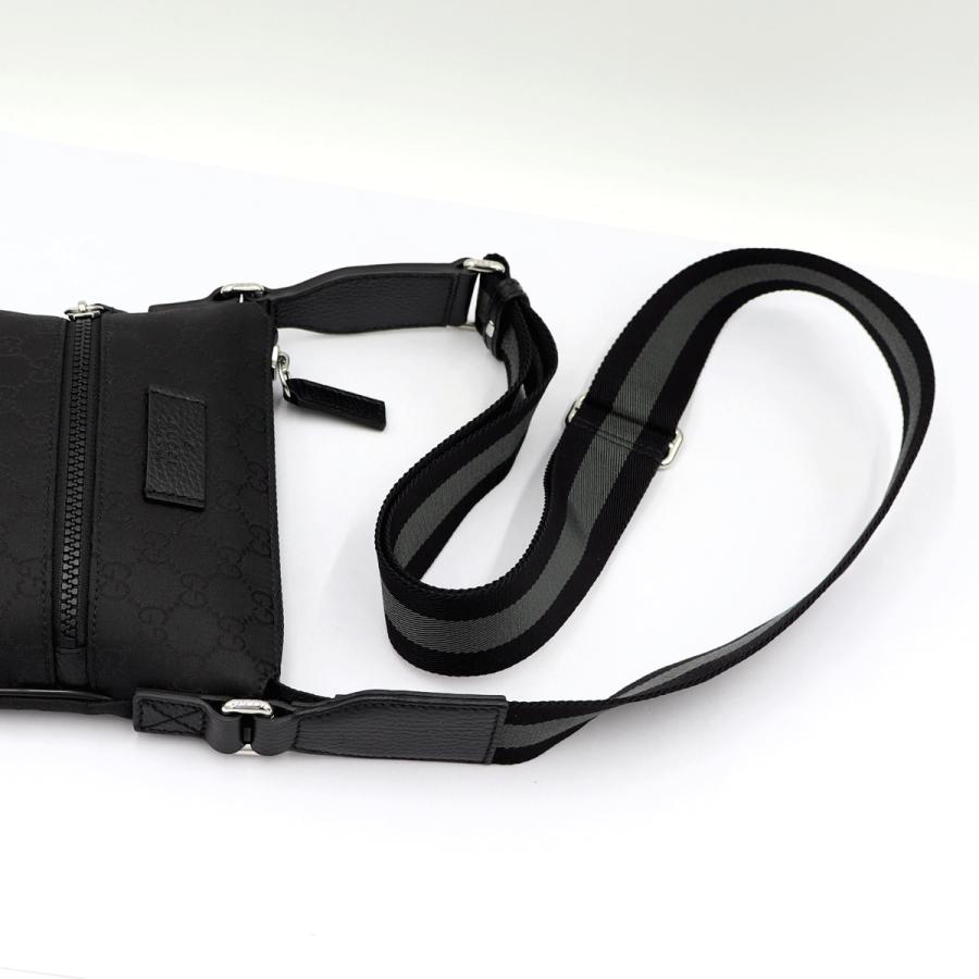 グッチ(GUCCI)GGショルダーバッグ　449188　斜め掛け　ブラック　ナイロン　メンズ　レディース　(中古)
